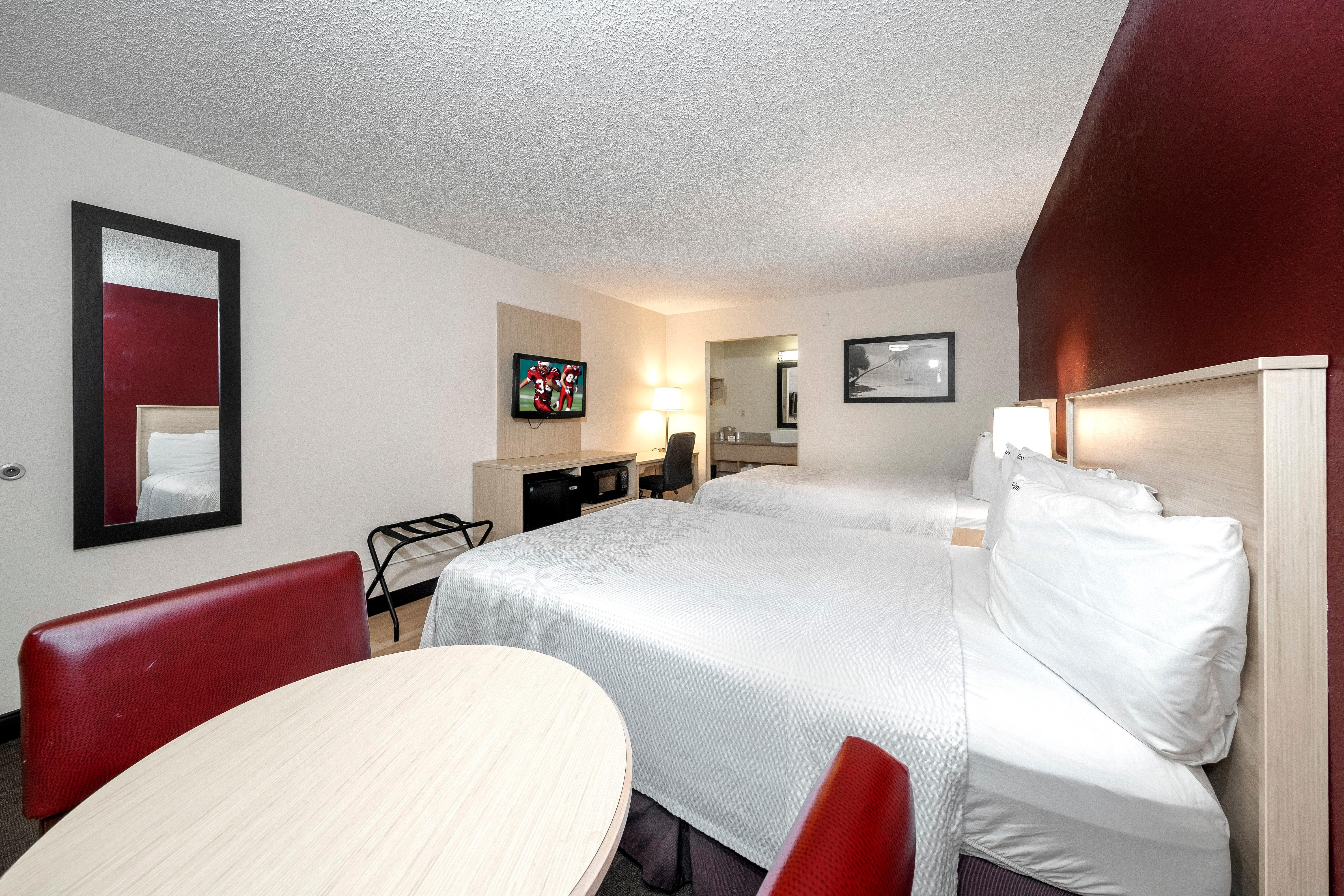 Red Roof Inn Plus+ & Suites Naples Downtown-5Th Ave S Εξωτερικό φωτογραφία