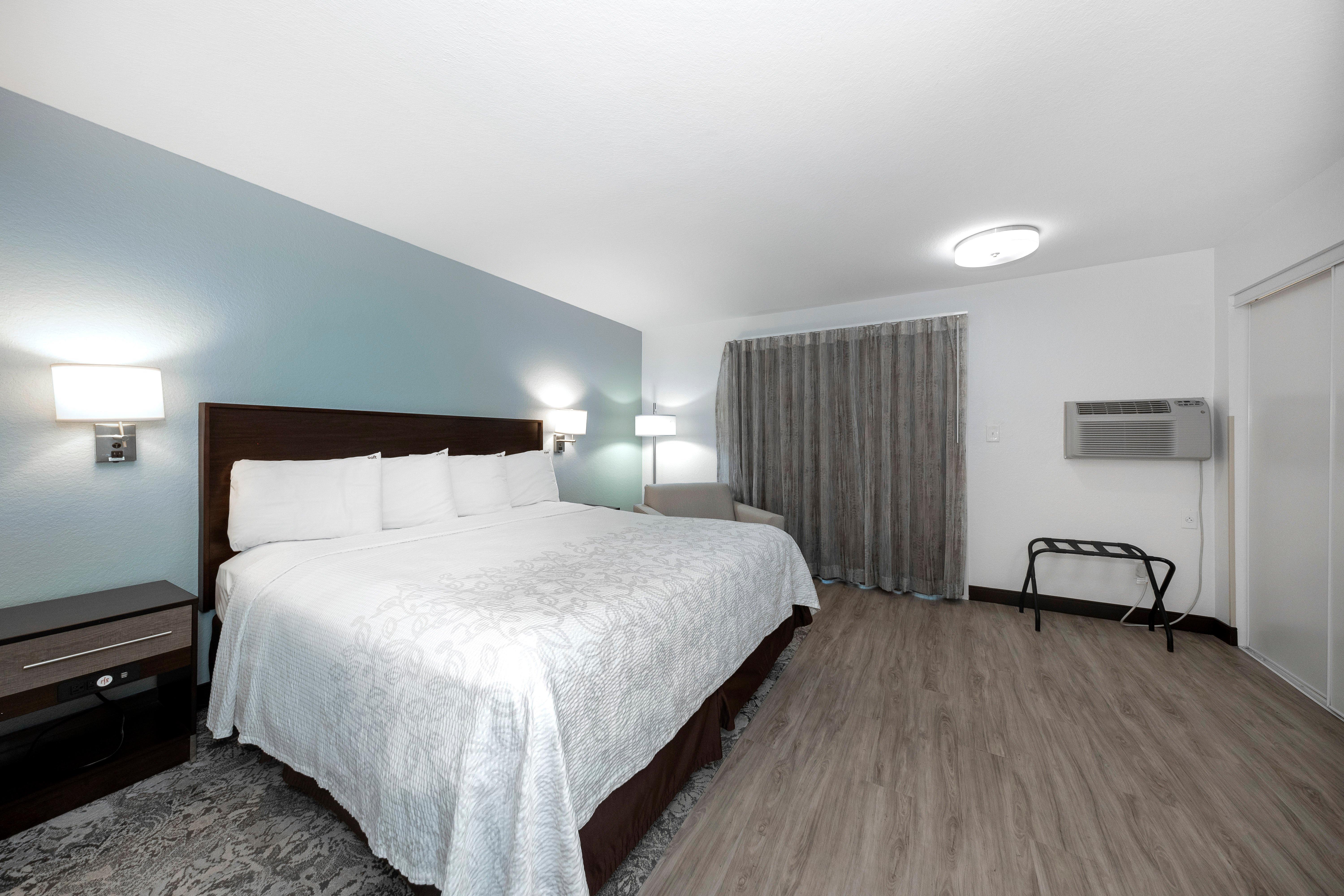 Red Roof Inn Plus+ & Suites Naples Downtown-5Th Ave S Εξωτερικό φωτογραφία