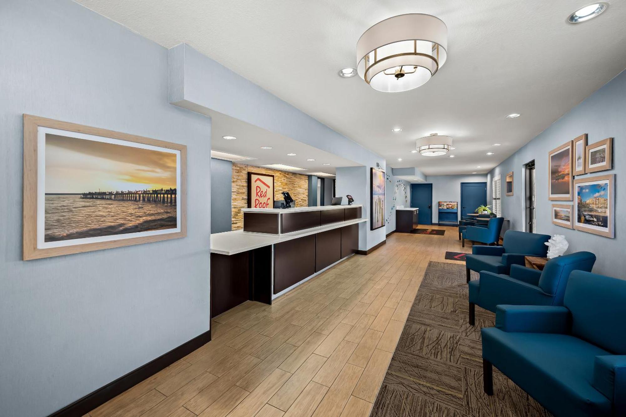 Red Roof Inn Plus+ & Suites Naples Downtown-5Th Ave S Εξωτερικό φωτογραφία